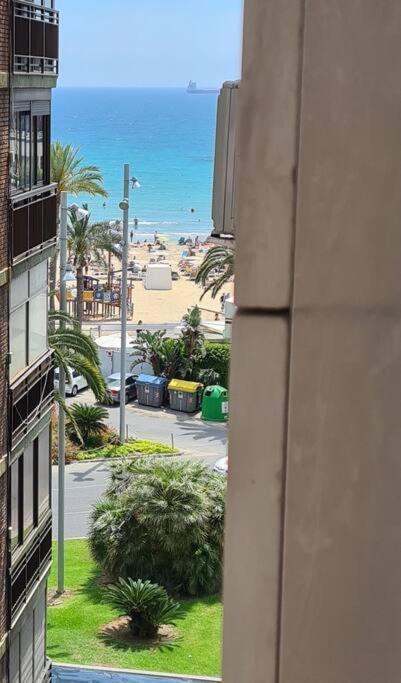 La Puerta Del Mar - Alicante Buitenkant foto